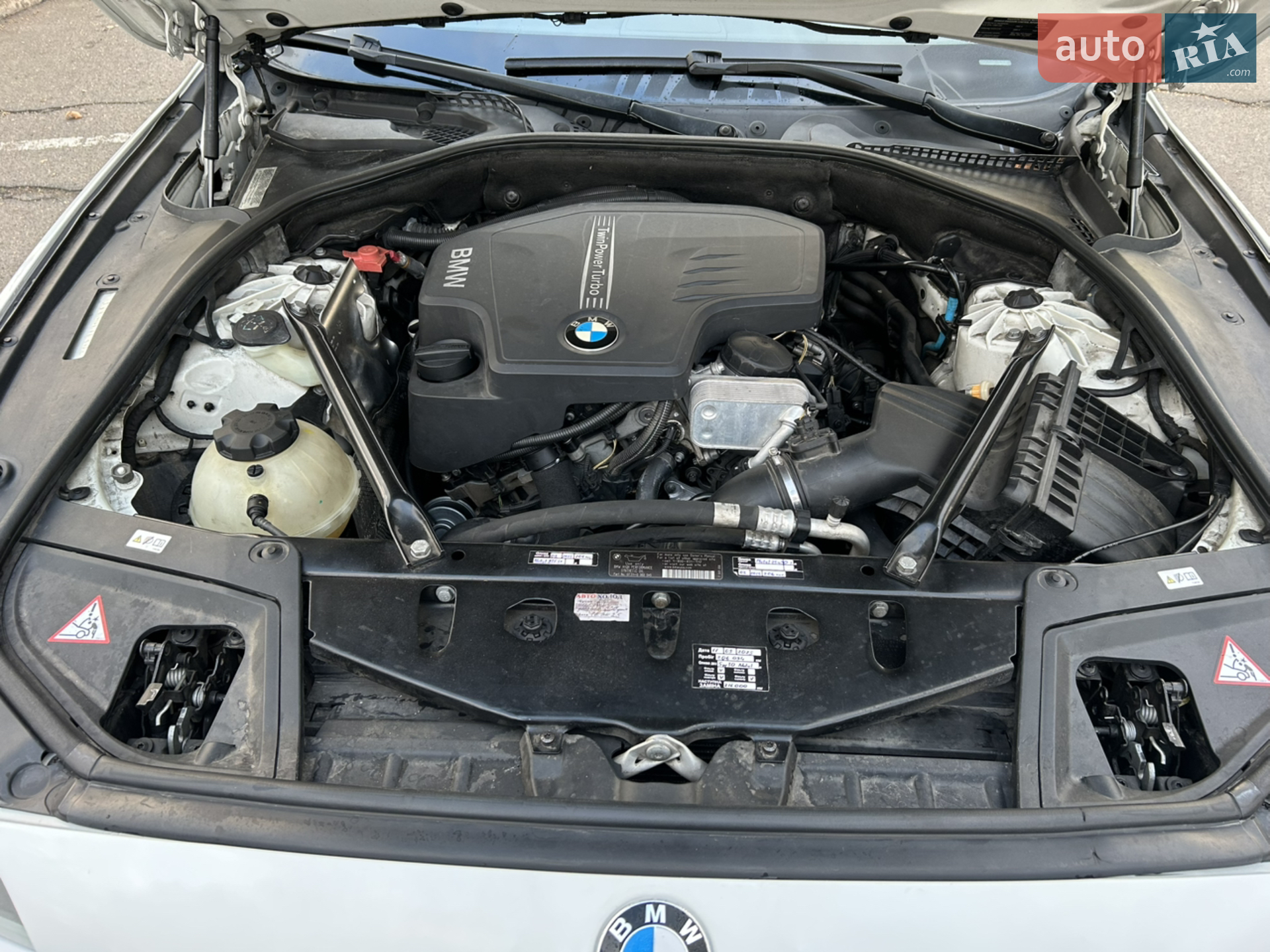 2012 BMW 5er - мініатюра 8