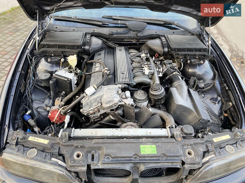 Седан BMW 5 Series 1997 в Кривом Роге