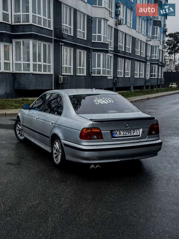Седан BMW 5 Series 1997 в Чернигове