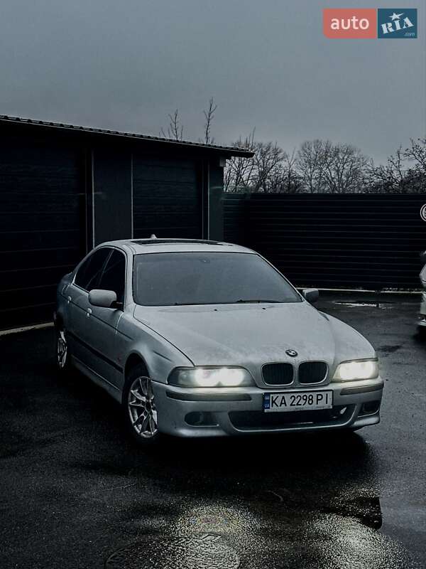 Седан BMW 5 Series 1997 в Чернигове