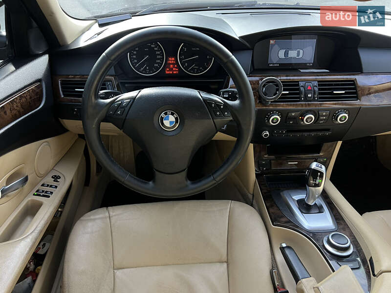 Седан BMW 5 Series 2007 в Киеве