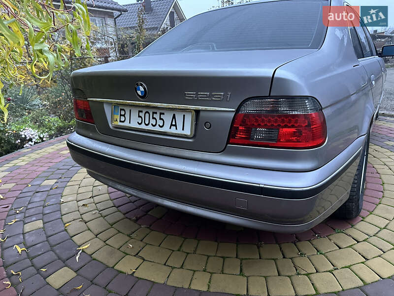 Седан BMW 5 Series 1996 в Решетиловке