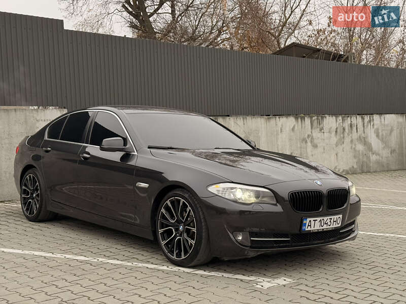 Седан BMW 5 Series 2010 в Тернополе