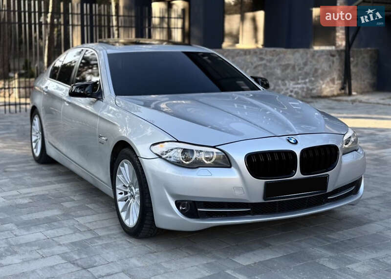 Седан BMW 5 Series 2011 в Богодухіву