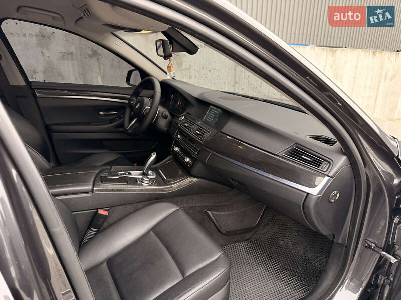 Седан BMW 5 Series 2010 в Тернополе