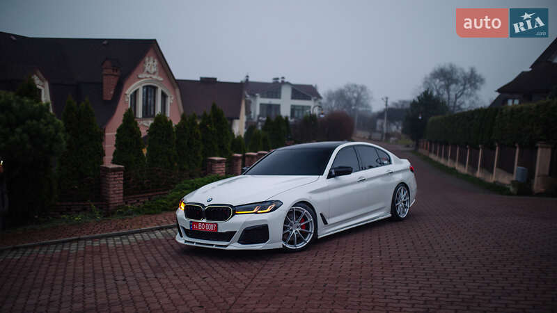 Седан BMW 5 Series 2017 в Залещиках