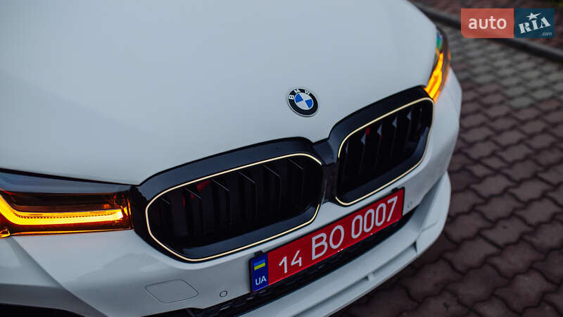 Седан BMW 5 Series 2017 в Залещиках