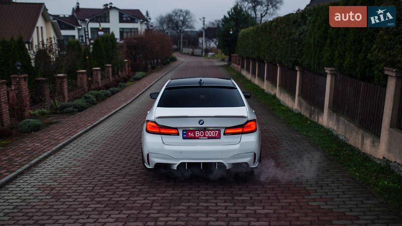 Седан BMW 5 Series 2017 в Залещиках