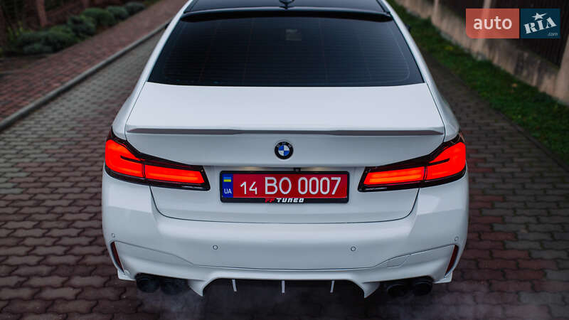 Седан BMW 5 Series 2017 в Залещиках