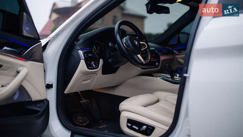 Седан BMW 5 Series 2017 в Залещиках