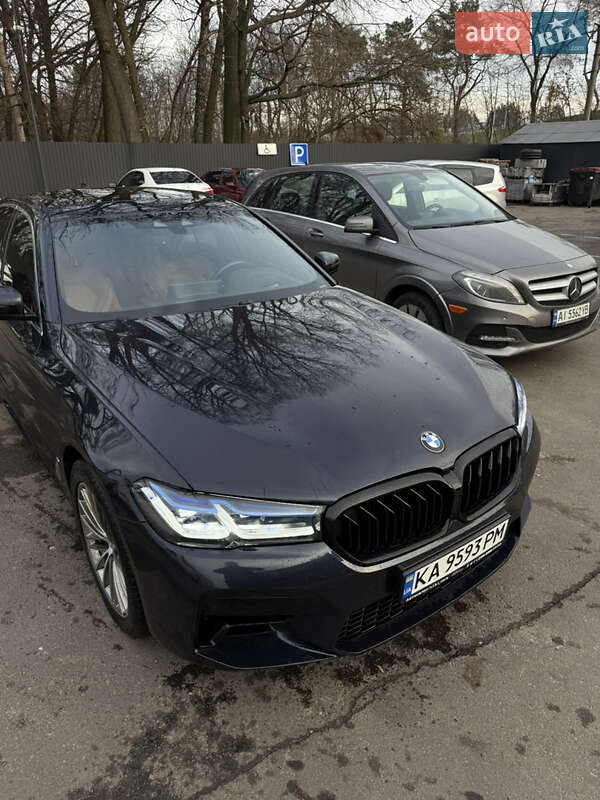 Седан BMW 5 Series 2019 в Броварах