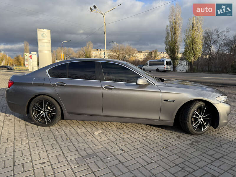 Седан BMW 5 Series 2010 в Виннице