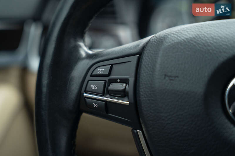 Седан BMW 5 Series 2014 в Черновцах