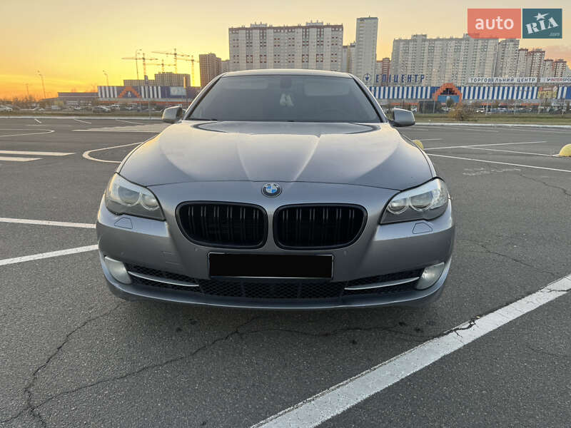 Седан BMW 5 Series 2011 в Києві
