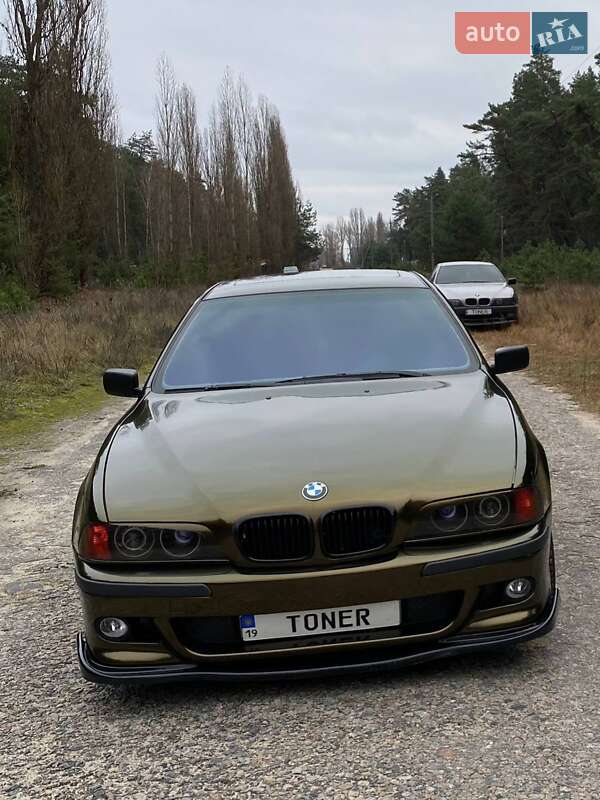 Седан BMW 5 Series 2002 в Ахтырке