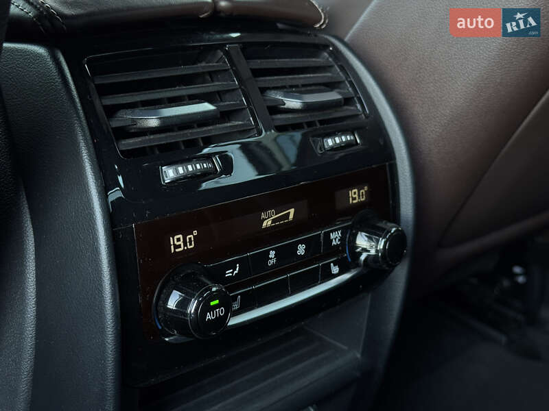 Седан BMW 5 Series 2018 в Ужгороде фото 41 Седан BMW 5 Series 2018 в Ужгороде