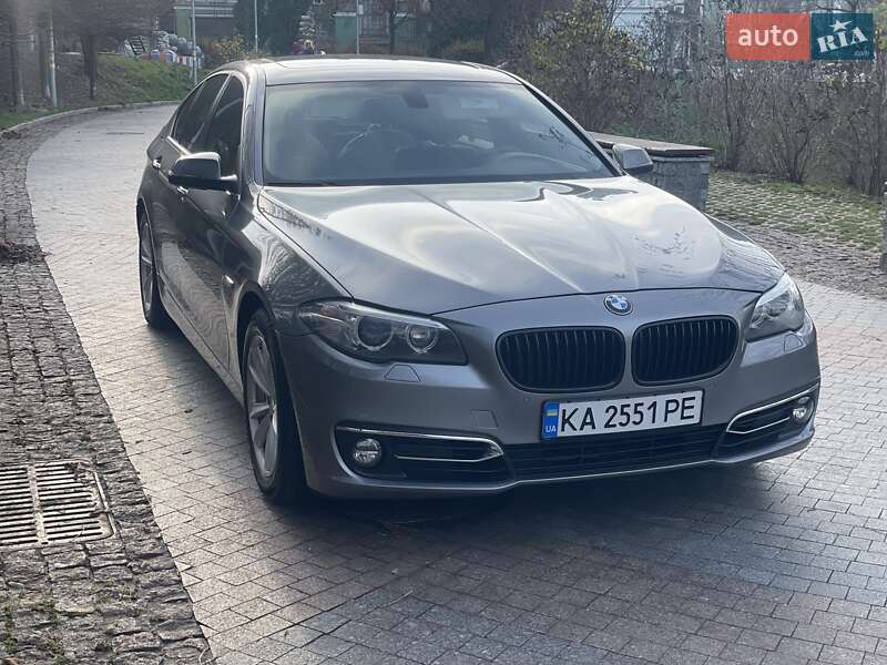 Седан BMW 5 Series 2015 в Києві