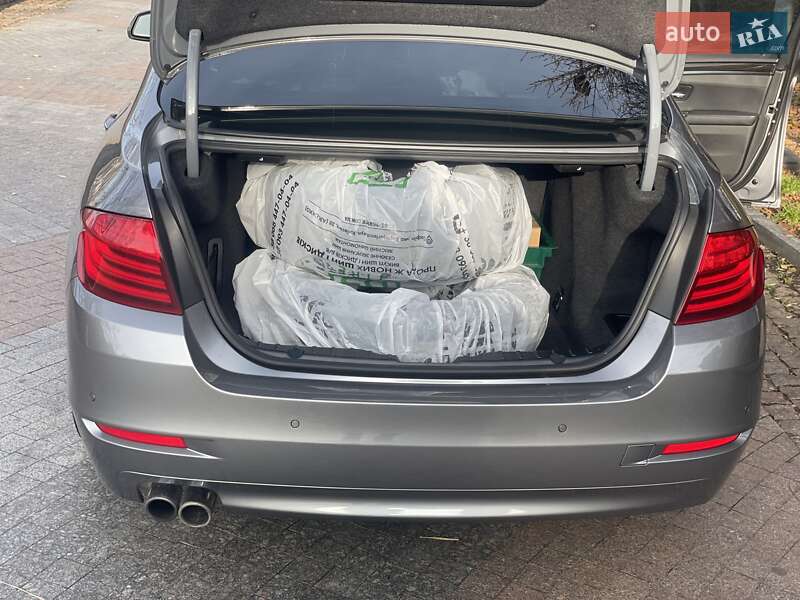 Седан BMW 5 Series 2015 в Києві