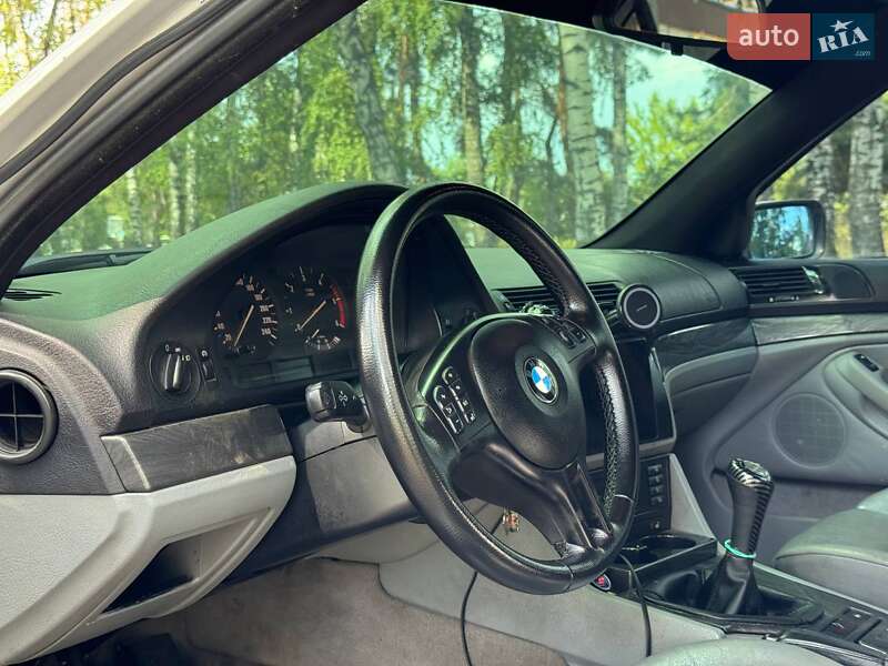 Седан BMW 5 Series 2002 в Ахтырке