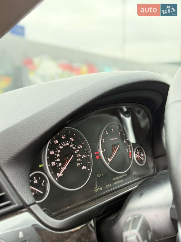 Седан BMW 5 Series 2015 в Киеве