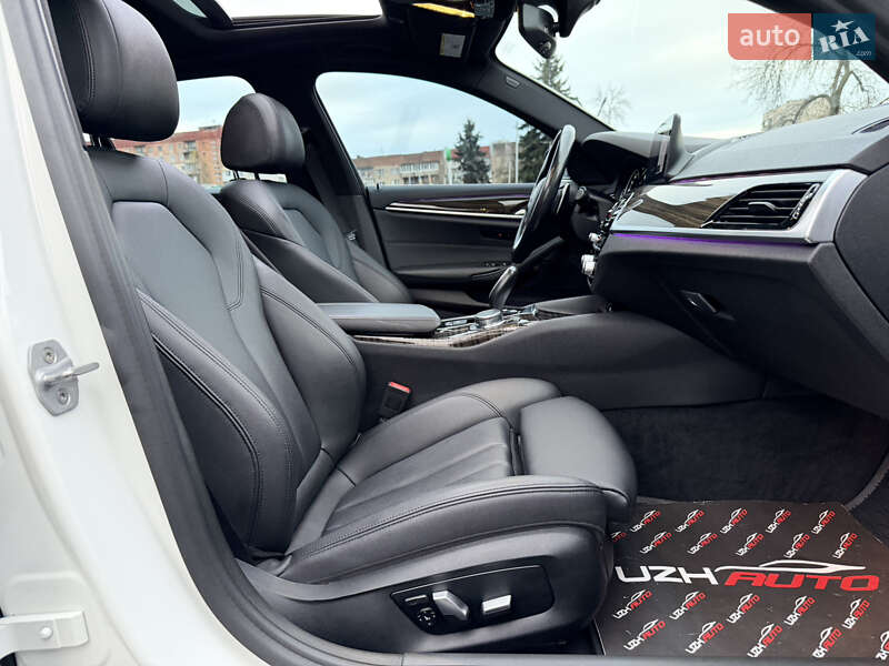 Седан BMW 5 Series 2017 в Ужгороді