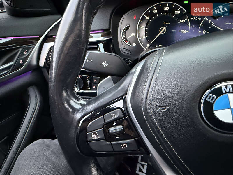 Седан BMW 5 Series 2017 в Ужгороді
