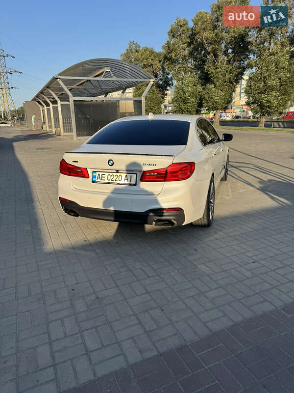 Седан BMW 5 Series 2017 в Днепре