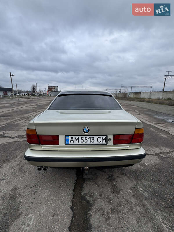 Седан BMW 5 Series 1988 в Попельне фото 6 Седан BMW 5 Series 1988 в Попельне