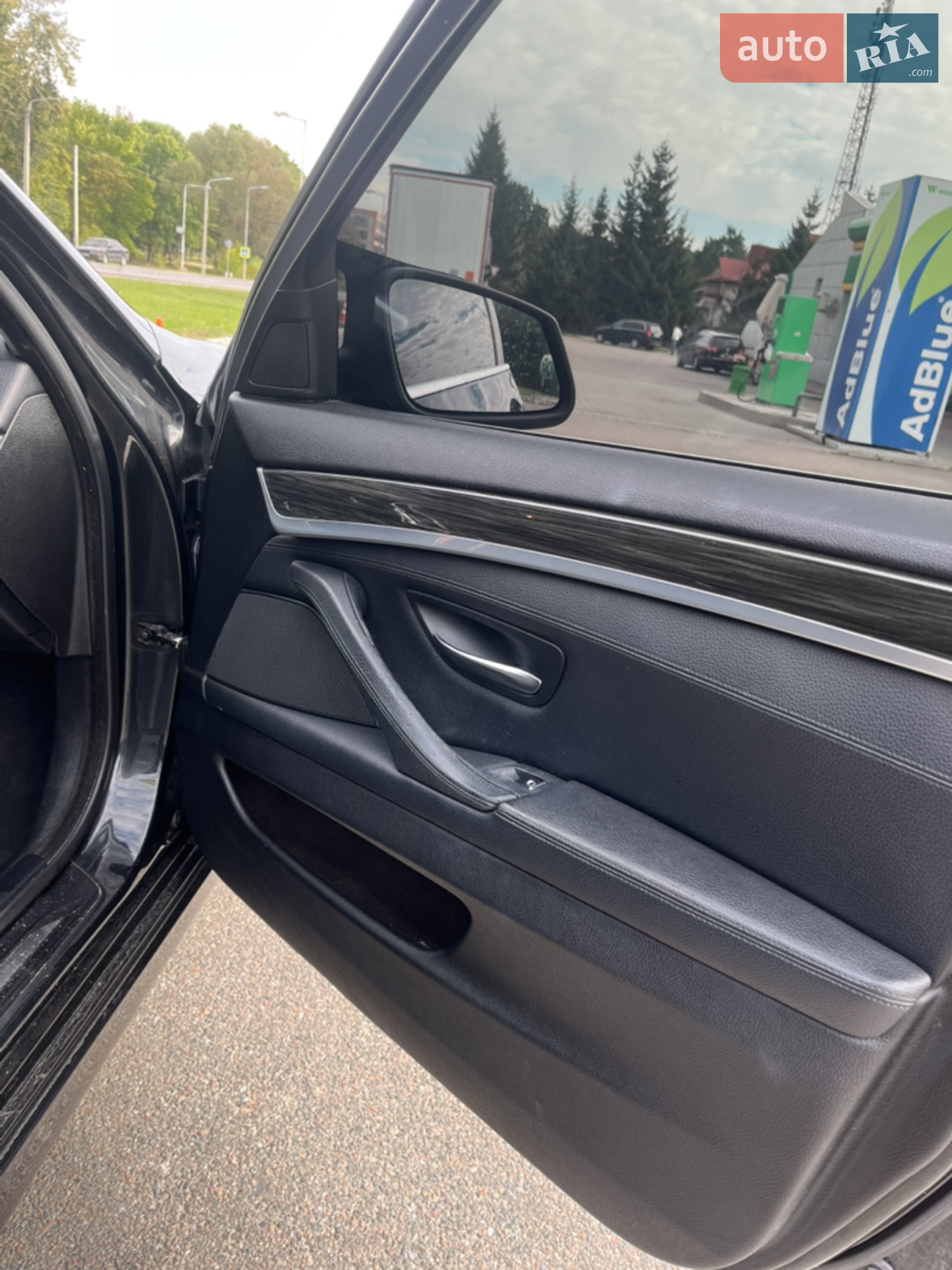 2012 BMW 5er - мініатюра 5
