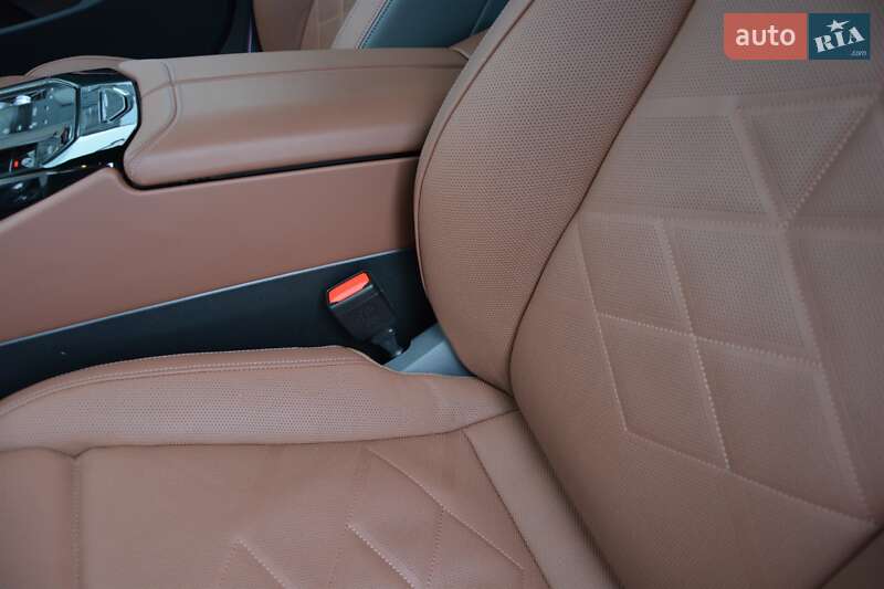 Седан BMW 5 Series 2024 в Києві фото 8 Седан BMW 5 Series 2024 в Києві