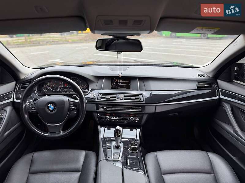 Седан BMW 5 Series 2016 в Кривом Роге