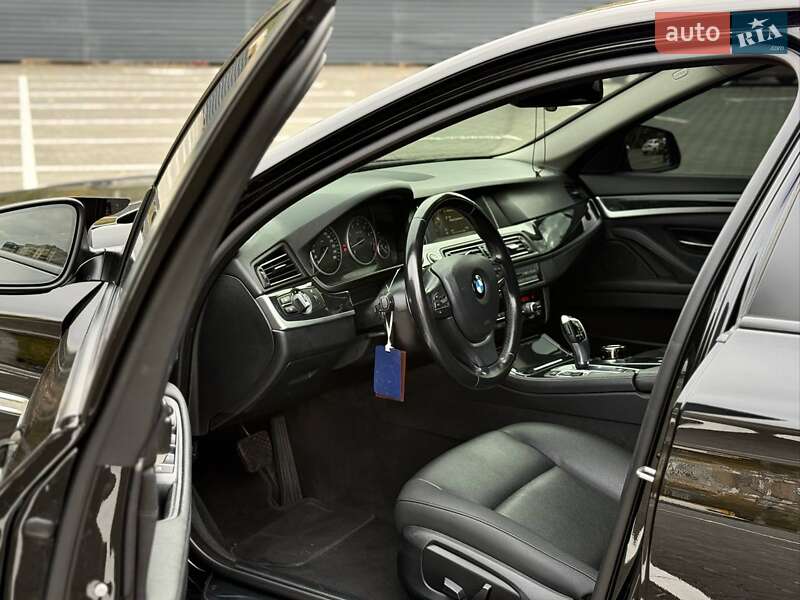 Седан BMW 5 Series 2016 в Кривом Роге