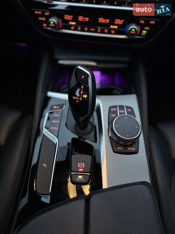 Седан BMW 5 Series 2018 в Києві