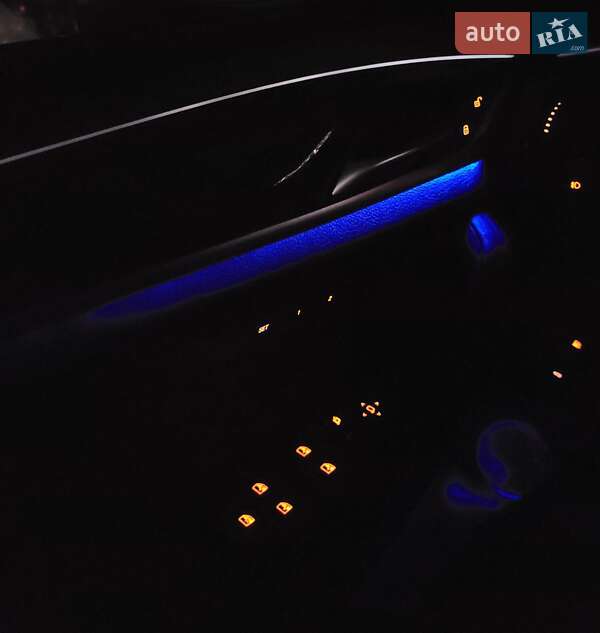 Седан BMW 5 Series 2017 в Киеве