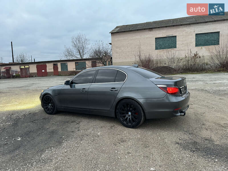 Седан BMW 5 Series 2005 в Тернополе