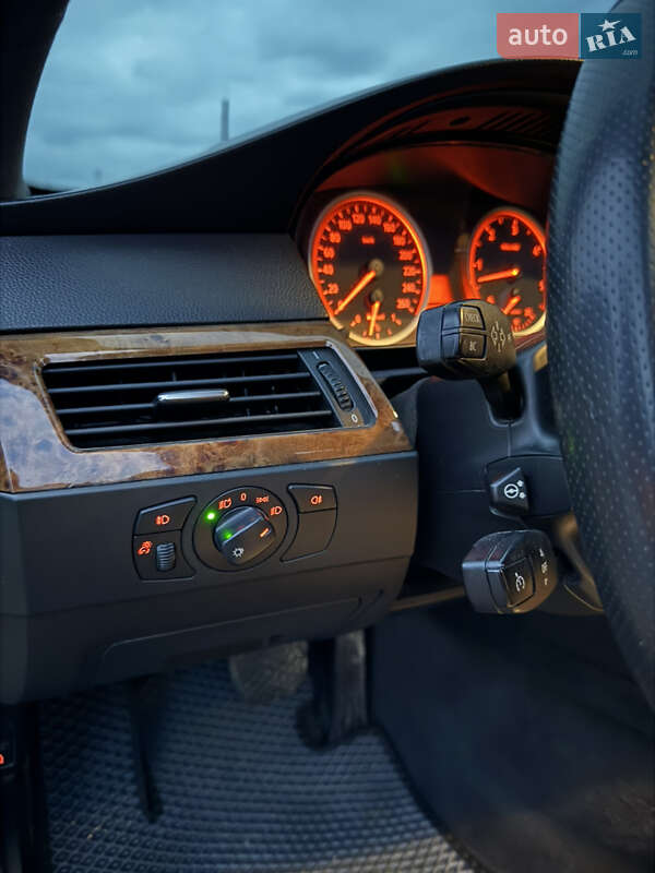 Седан BMW 5 Series 2005 в Тернополе