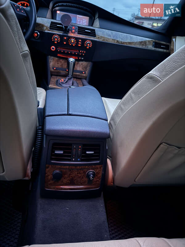 Седан BMW 5 Series 2005 в Тернополе