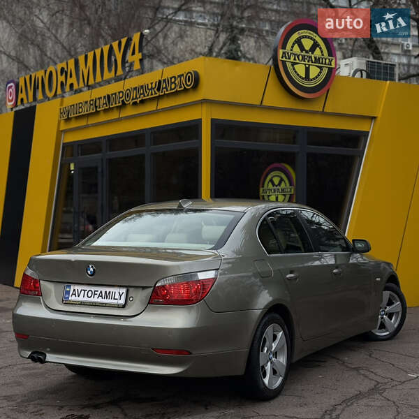 Седан BMW 5 Series 2005 в Киеве