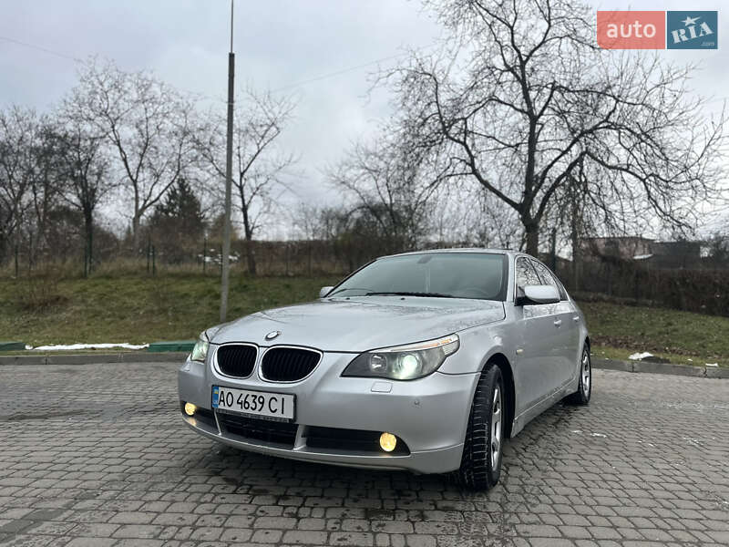 Седан BMW 5 Series 2004 в Львове