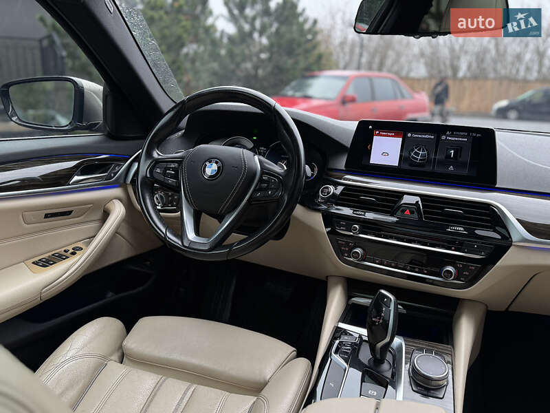 Седан BMW 5 Series 2017 в Киеве