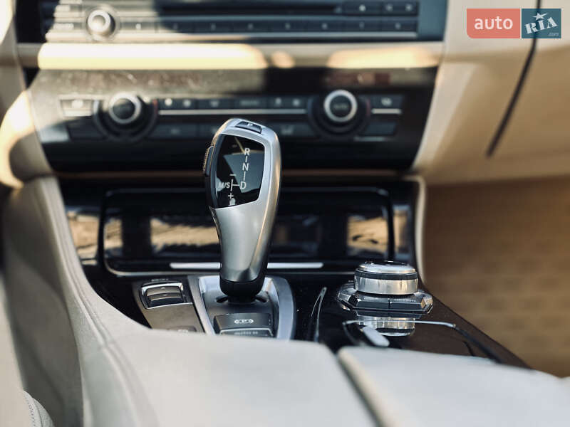 Седан BMW 5 Series 2012 в Кременчуге