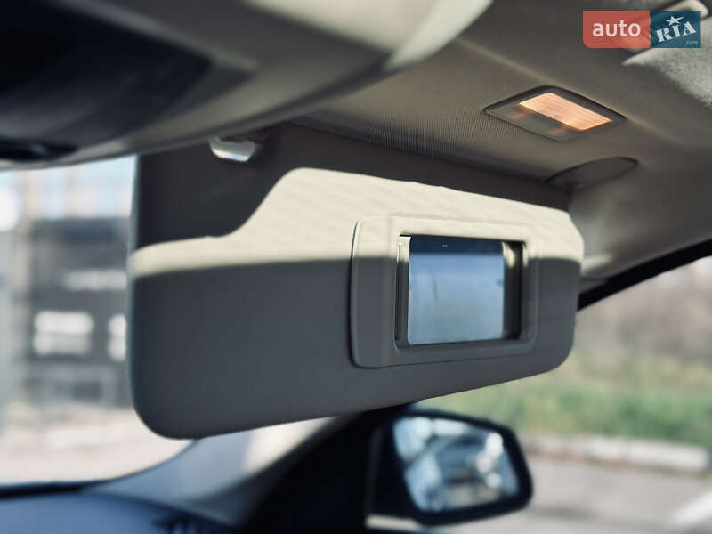 Седан BMW 5 Series 2012 в Кременчуге