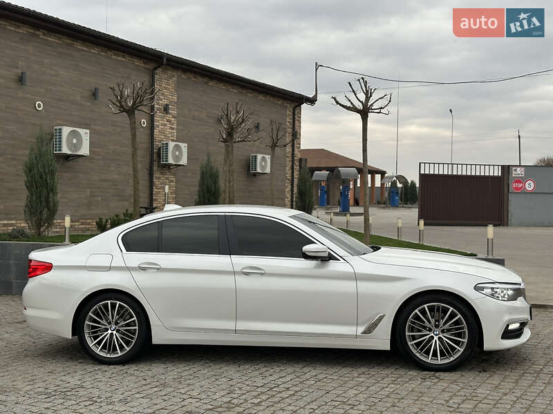 Седан BMW 5 Series 2017 в Александрие