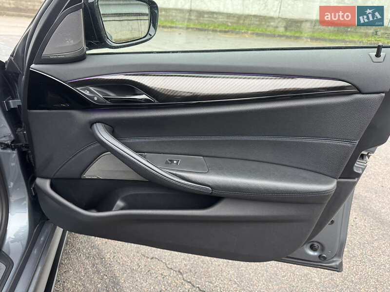 Седан BMW 5 Series 2017 в Киеве