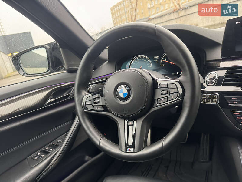 Седан BMW 5 Series 2017 в Киеве