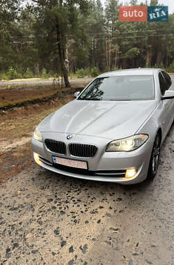 Седан BMW 5 Series 2011 в Шацке