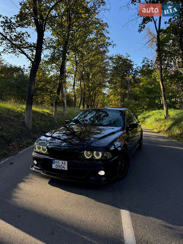 Седан BMW 5 Series 1998 в Харькове