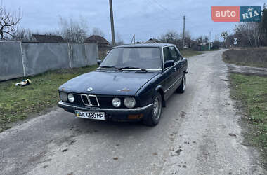 Седан BMW 5 Series 1987 в Катюжанке