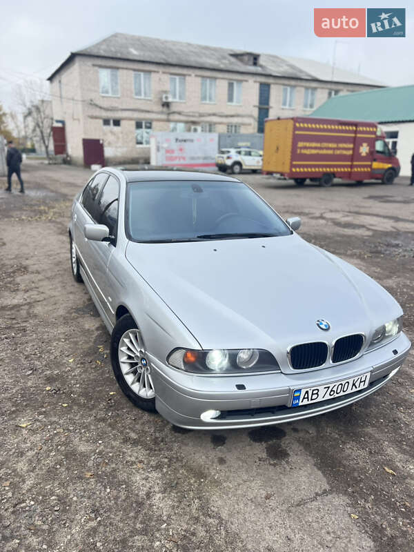 Седан BMW 5 Series 2001 в Херсоне