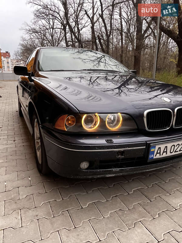 Седан BMW 5 Series 2001 в Виннице